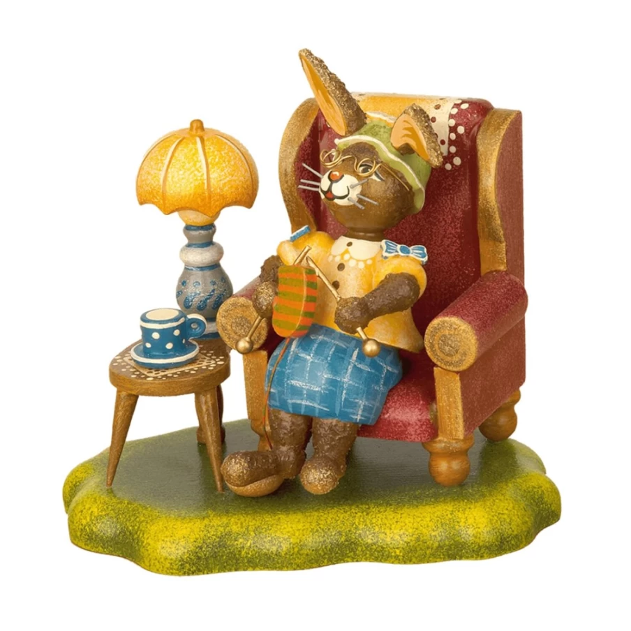 "Hubrig Volkskunst Handcrafted Rabbit Grandma Figurine – Collectible Folk Art Decor"
